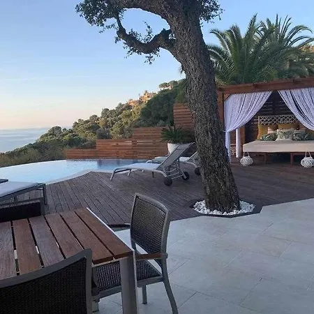 别墅 Estilo Mediterraneo A 200 M Playa Con Piscina *