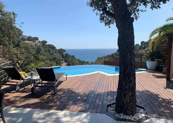 Estilo Mediterraneo A 200 M Playa Con Piscina