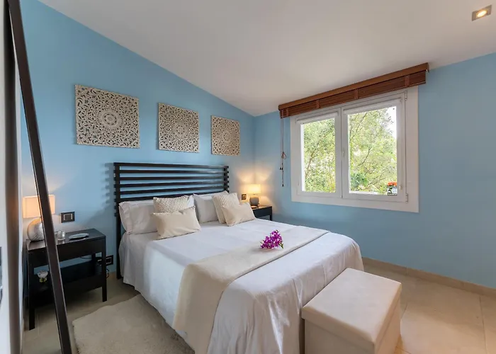 Estilo Mediterraneo A 200 M Playa Con Piscina