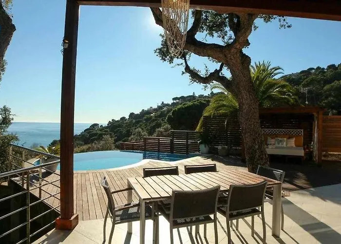 Estilo Mediterraneo A 200 M Playa Con Piscina 别墅