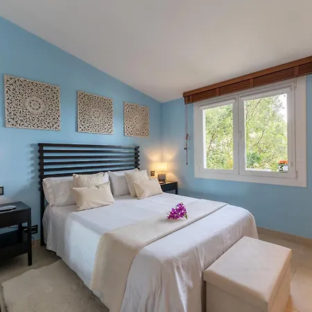 Estilo Mediterraneo A 200 M Playa Con Piscina